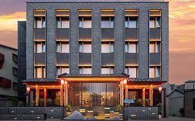 The Imperial Dragon Phoenix Mansion Wangfujing Tiananmen Beijing